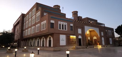 عکس رستوران هتل پارسیان صفاییه