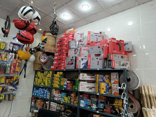 عکس فروشگاه ابزار آلات جهان خواهان