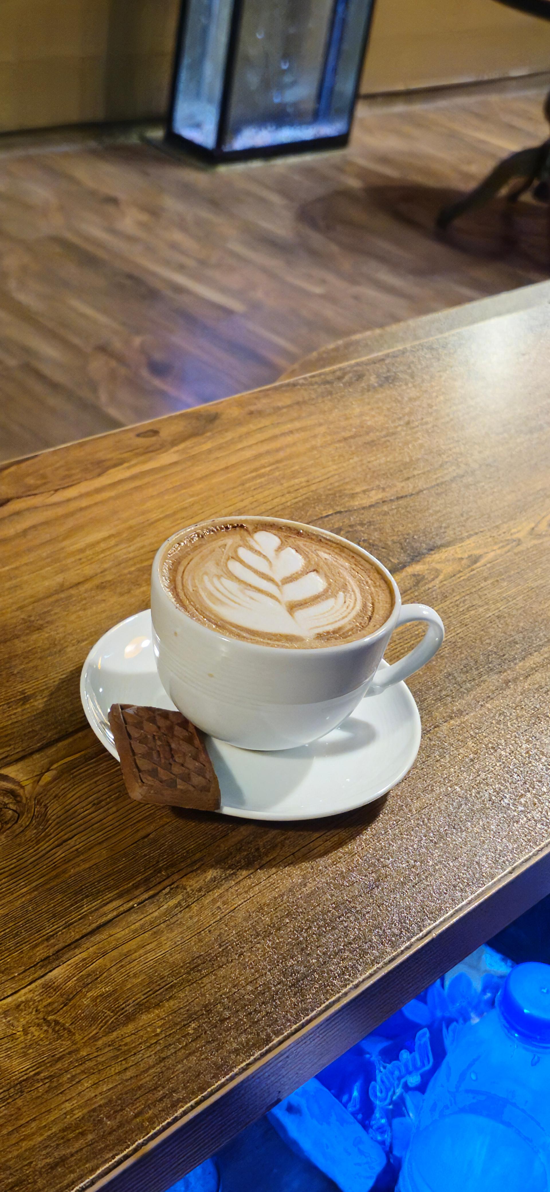 عکس کافه بامبو