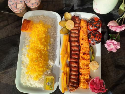 عکس غذاسرای حس‌خوب