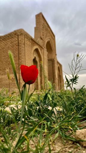 عکس رباط و کاروانسرای شرف