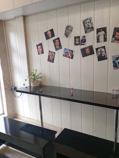 عکس کافه صبحانه و ساندویچ اردی بهشت