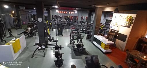 عکس باشگاه بدنسازی وزرا