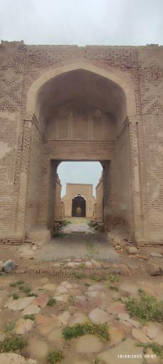 عکس رباط و کاروانسرای شرف