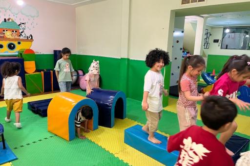 عکس باشگاه تخصصی کودک پرواز
