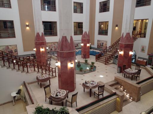عکس رستوران هتل پارسیان صفاییه