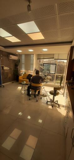 عکس دندا ن پزشکی دکتر فرمان بابایی