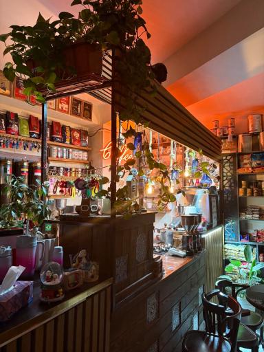 عکس کافه آلفا