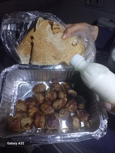 عکس کباب سرای جهان نما