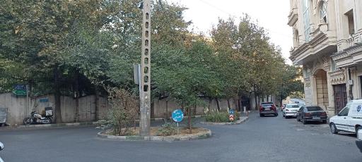 عکس میدان آقا بزرگی