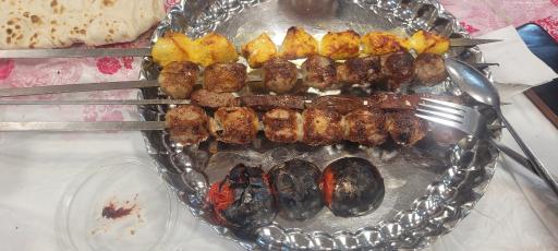 عکس کباب سرای جهان نما
