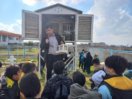 عکس ایستگاه هواشناسی آمل