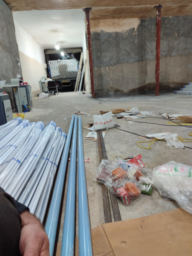 عکس کارگاه تولیدی شرکت الوند پنجره شعبه اسداباد