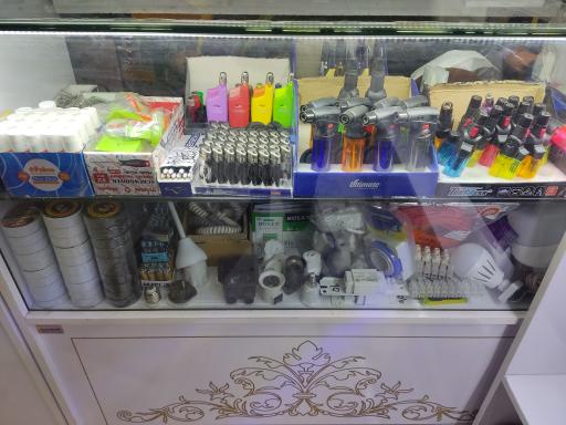 عکس رنگ و ابزار طاها