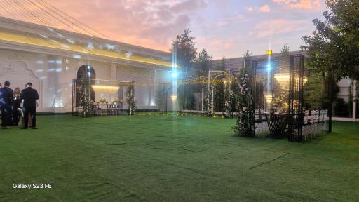 عکس باغ تالار دامون