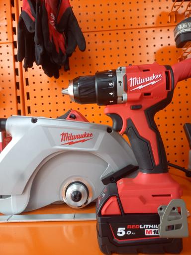 عکس عاملیت مجاز فروش میلواکی و ااگ 