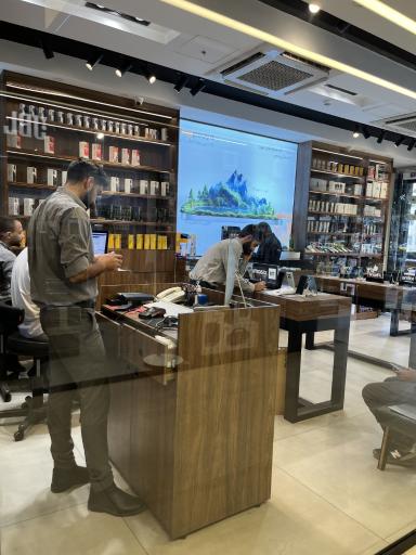 عکس دیجی پویا مرکز پخش موبایل مشهد