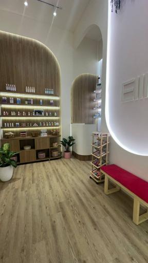 عکس فروشگاه محصولات پوست و مو گیاهی اِلا