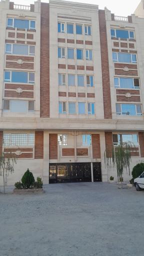 عکس ساختمان زرین