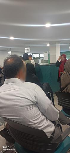 عکس آزمایشگاه پزشکی ری