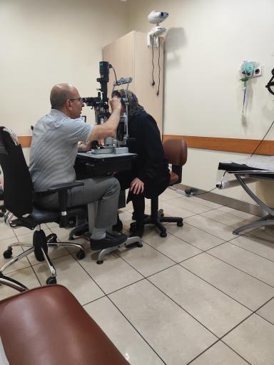 عکس بیمارستان چشم پزشکی نگاه