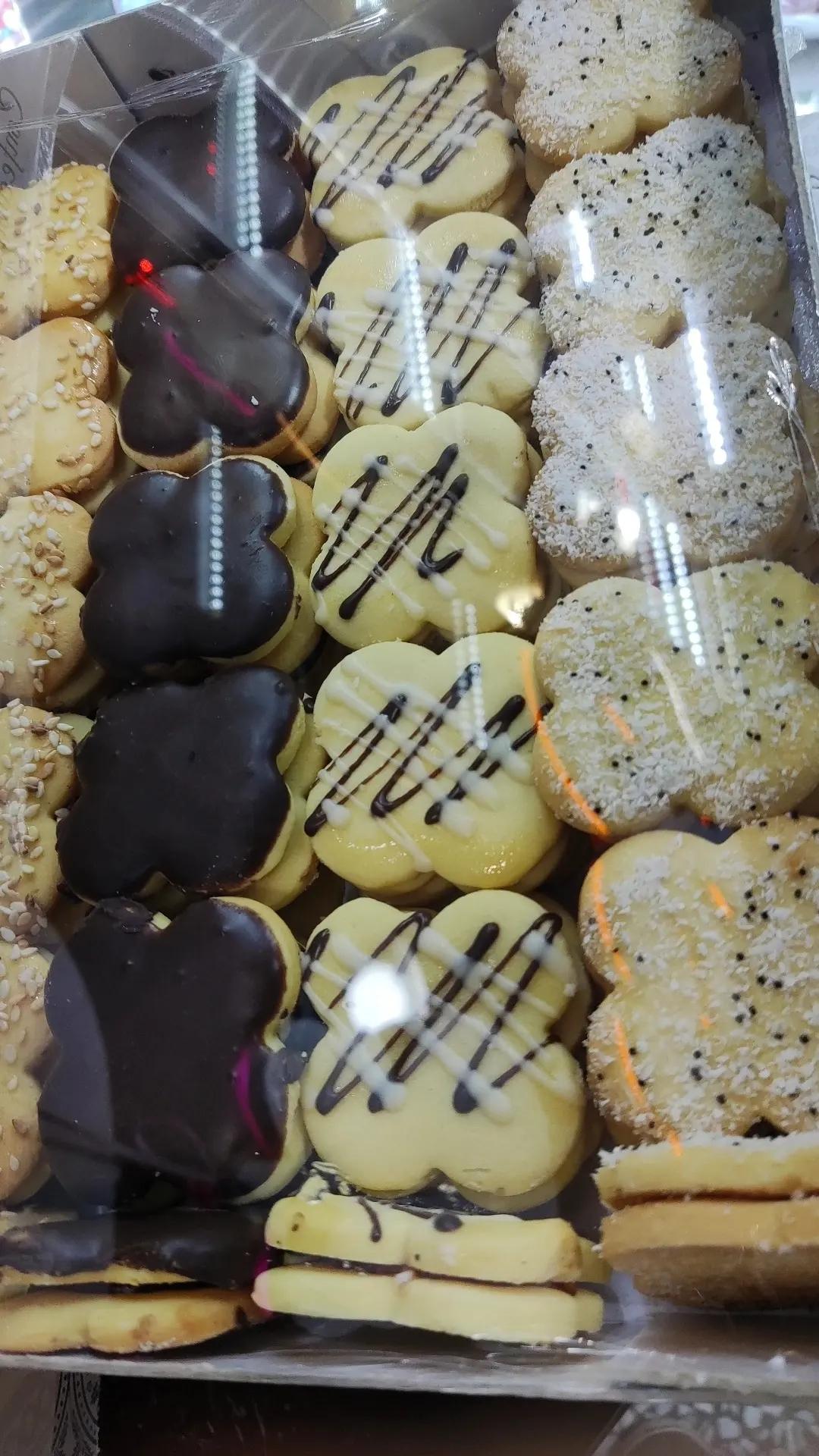 عکس سوغاتی و باقلوا تورکان