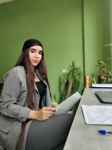 عکس دفتر ترجمه هم (مشفق سابق)