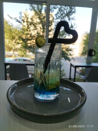 عکس کافی شاپ وال