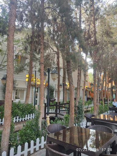 عکس مجتمع خدماتی رفاهی روناک