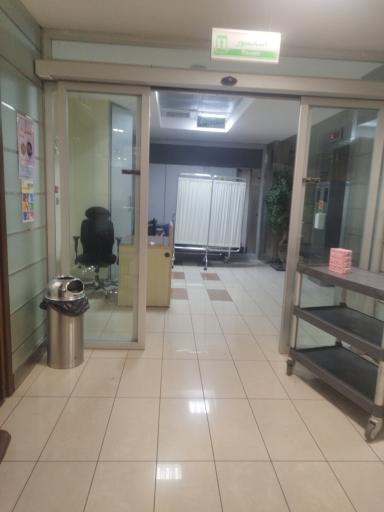 عکس بیمارستان چشم پزشکی نگاه