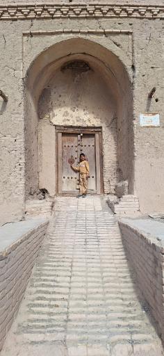 عکس قلعه ساسانی مروست