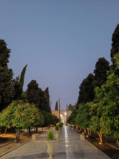 عکس باغ جهان نما