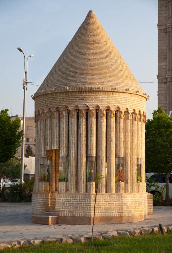 عکس خشت و خورشید خراسان