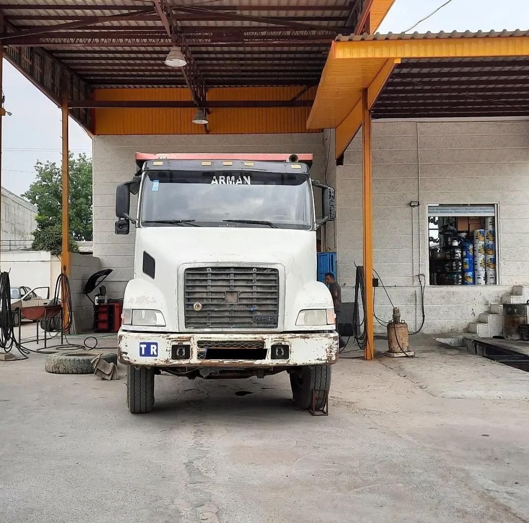 عکس آپاراتی و تعویض روغن کامیون داران [ سبک ، سنگین ]