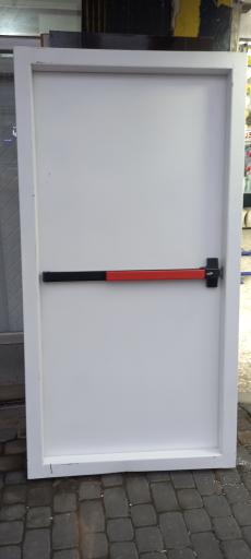 عکس درب ضد سرقت و کابینت نجاریان