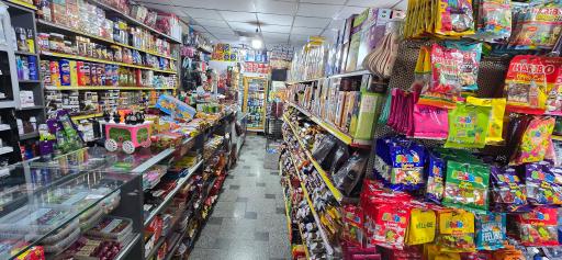 عکس سوپر مارکت سما