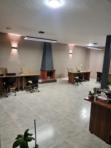 عکس هلدینگ ایلیا