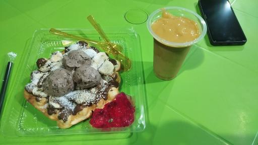 عکس قنادی بی بی