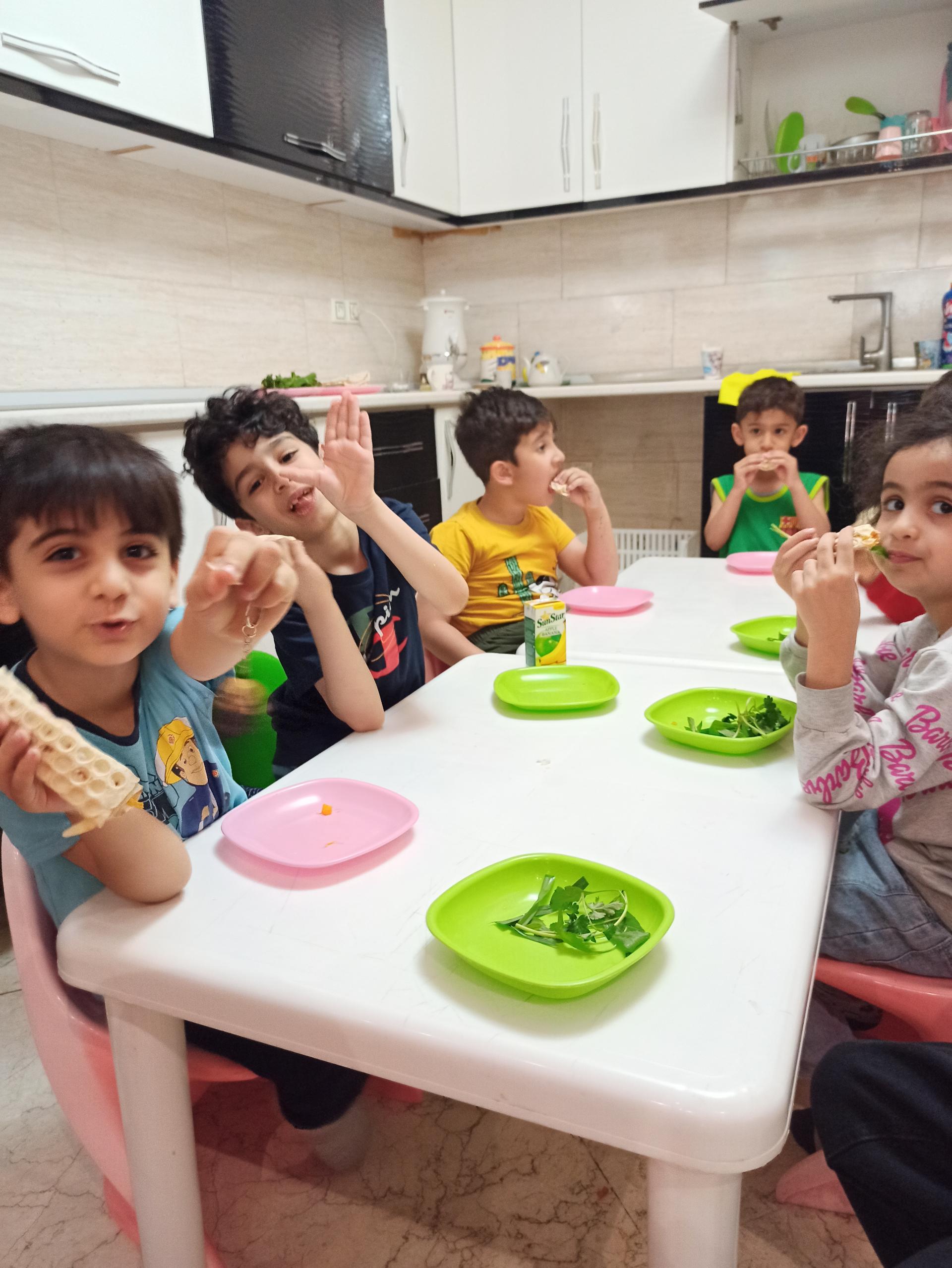 عکس مهدکودک و افتراسکول یگانه هستی