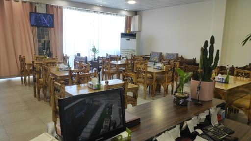 عکس رستوران جزیره سرخ رود