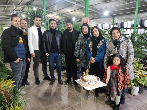 عکس بازار گل و گیاه زنجان