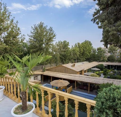 عکس رستوران و سفره خانه مجلل باغ ناز