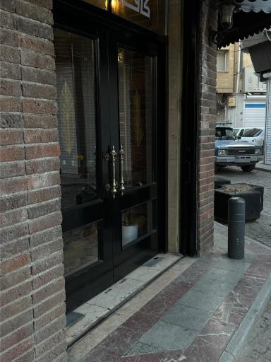 عکس کافه دارچین