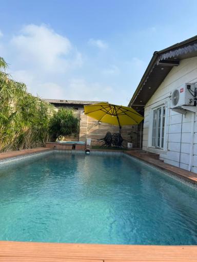 عکس خانه مسافر باران