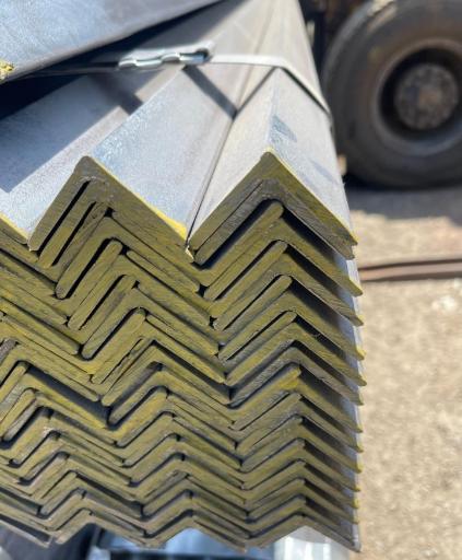 عکس آهن فروشی کرمی