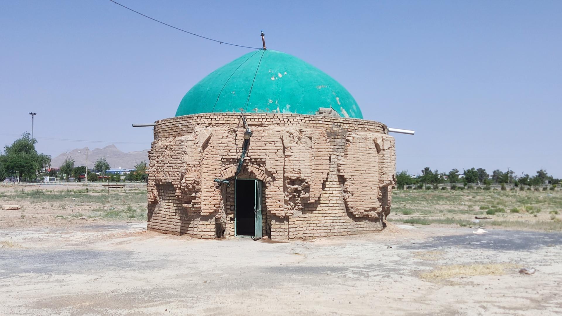 عکس زیارتگاه آقا شاهزاده