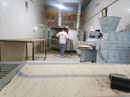 عکس نان بربری اکبری