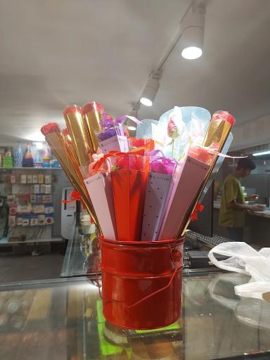 عکس شیرینی و کافه ناتلی