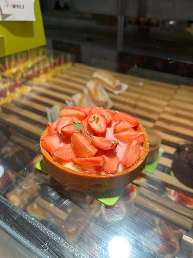 عکس شیرینی و کافه ناتلی