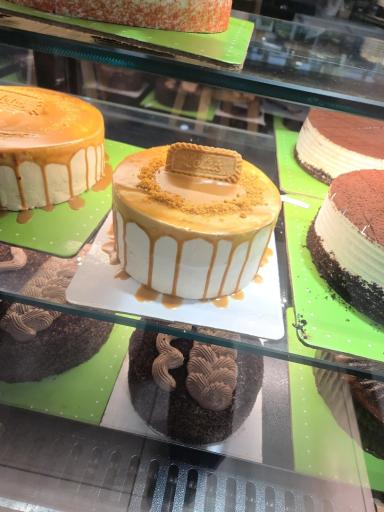 عکس شیرینی و کافه ناتلی